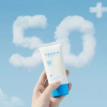 Frudia — Ultra UV Shield Sun Essence 50 ml — galerie