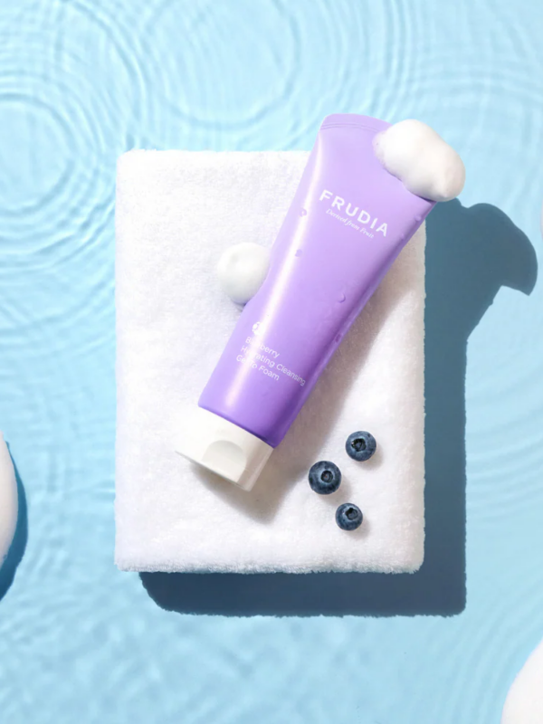 Frudia — Blueberry Hydrating Cleansing Gel To Foam 145 ml — vue 2